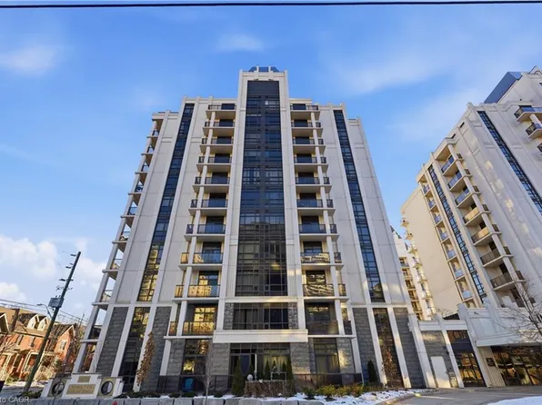 81 Robinson St #807, Hamilton, ON L8P 0C2