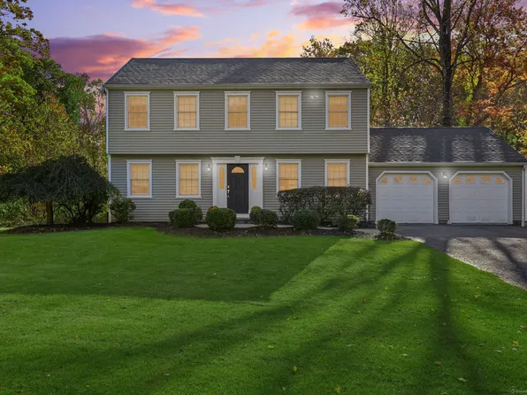 1 Bari Drive, Newtown, CT 06470