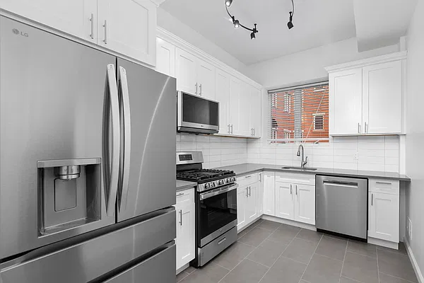 279 Prospect Avenue #1D