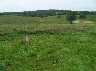 116 Wood Ridge Rd, Anamosa, IA 52205