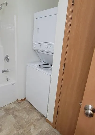 In unit washer and dryer