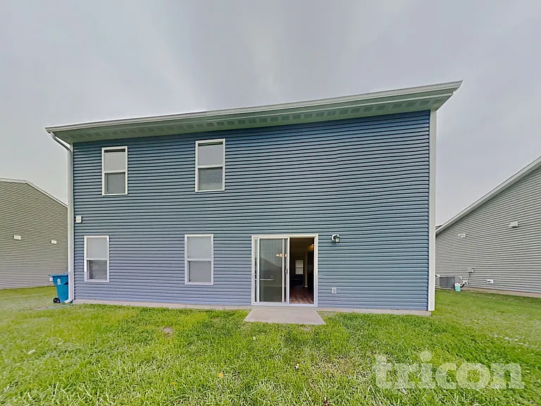 501 Foliage Ln — Photo 17