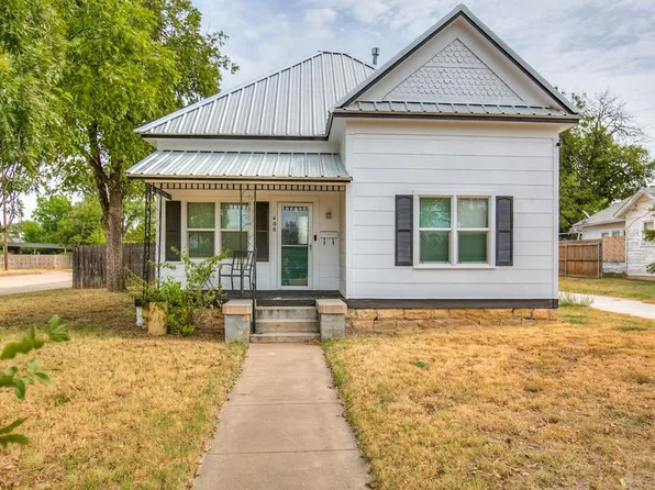 408 N 4th St, Ballinger, TX 76821