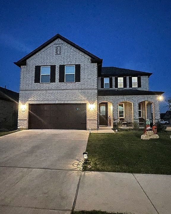 1st image of 561 Passionflower Dr