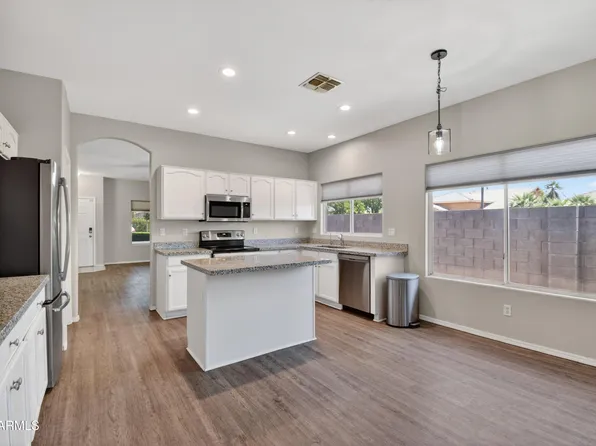 3680 S JOSHUA TREE Lane, Gilbert, AZ 85297
