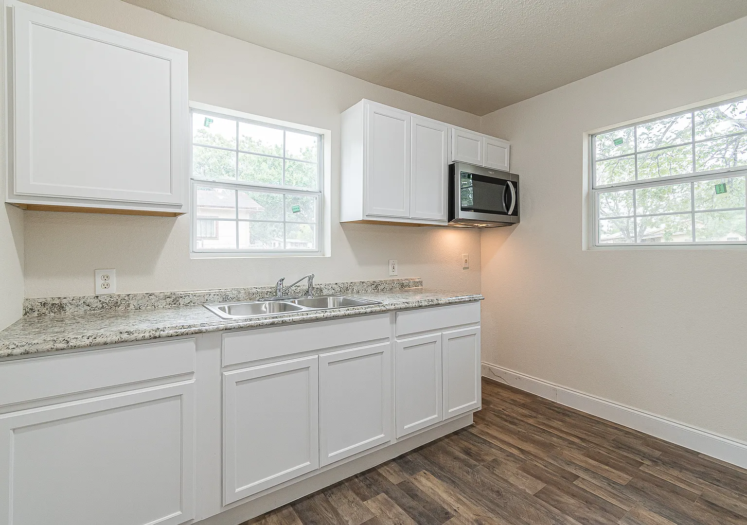 106 Southway Drive - 1 — Photo 4