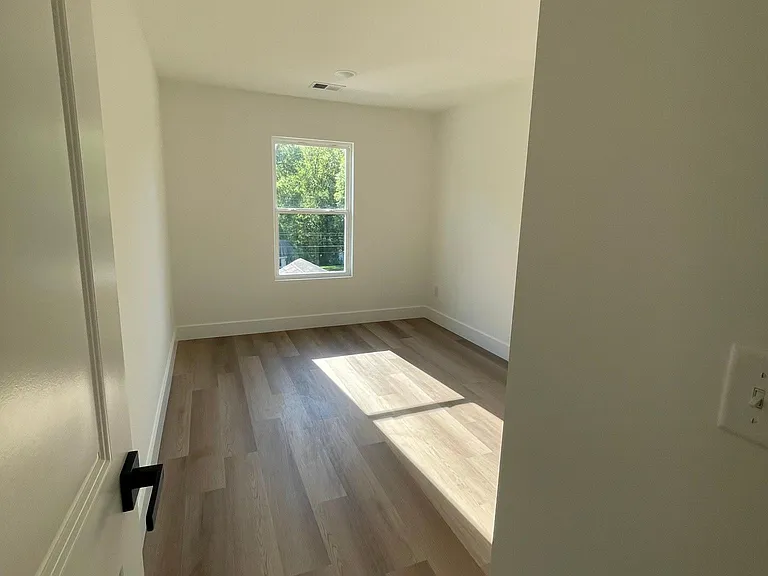 50 Beverly Hills Dr #LEFT — Photo 17