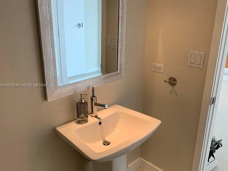 3470 E Coast Ave #H1712 — Photo 10