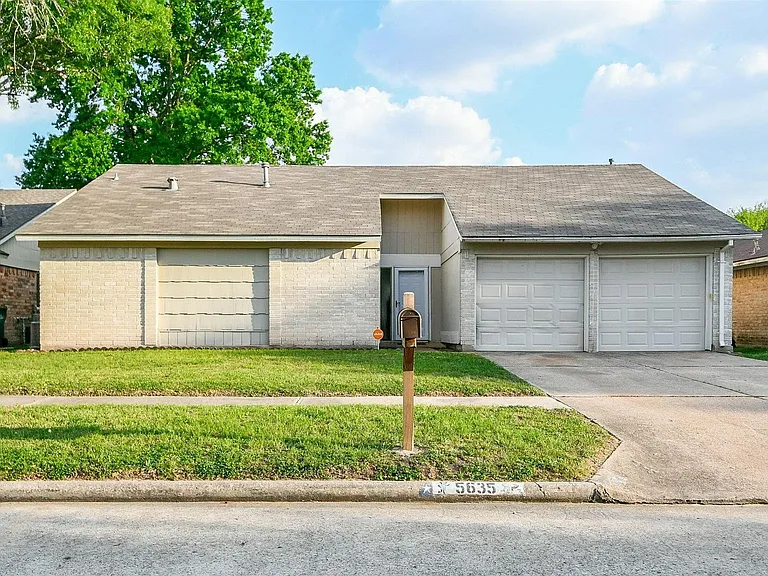 5635 Greenhill Forest Dr — Photo 1