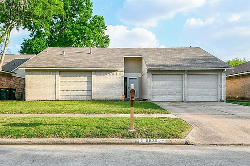 5635 Greenhill Forest Dr Photo 1