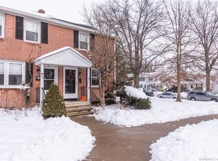 174 Sylvan Knoll Rd, Stamford, CT 06902