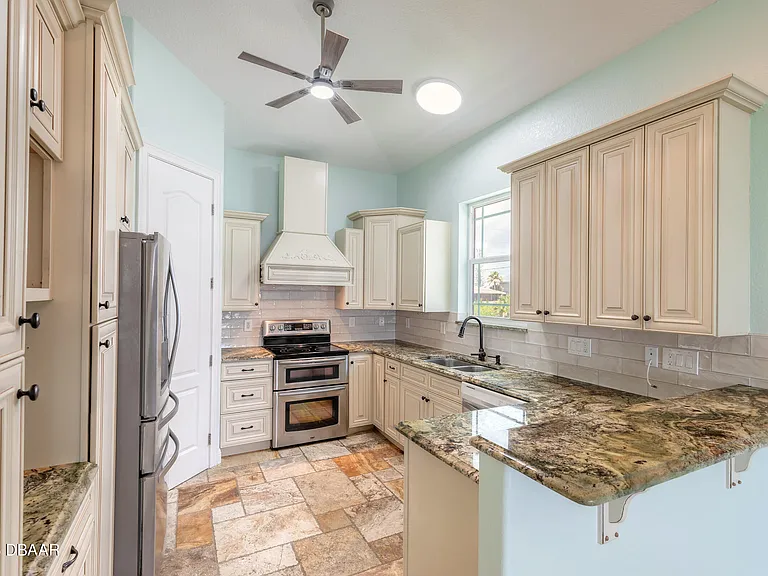 2288 S Ocean Shore Blvd — Photo 52