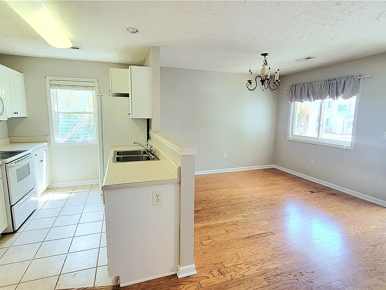 123 Perkins Pl — Photo 29