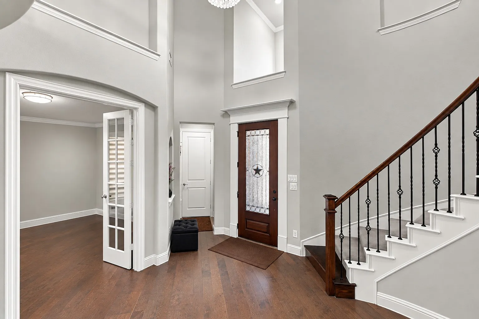 5 bed, 4168 sqft, $4,700 — Photo 4
