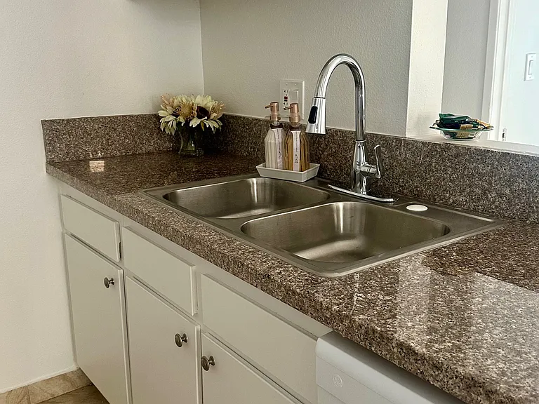 14142 Sylvan St #208 — Photo 3