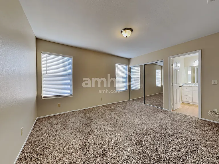 288 Vallarte Dr — Photo 18