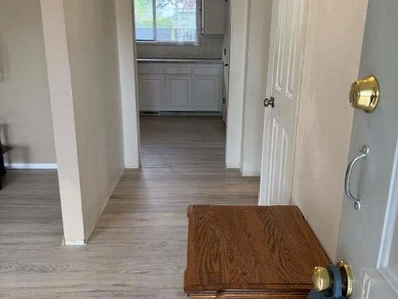 3rd image of 747 49th Ave SE