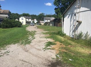 5740 Hoover Ave, East Fultonham, OH 43777