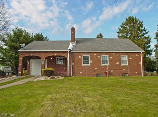 113 Brooke View Dr, Follansbee, WV 26037