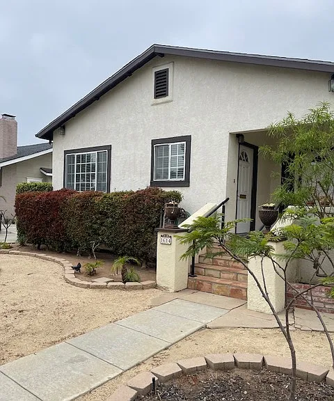 1614 Cypress Ave — Photo 4