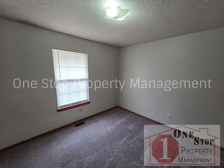 5027 N Topping Ave — Photo 9