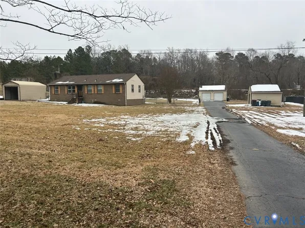 16111 Happy Hill Rd, South Chesterfield, VA 23834