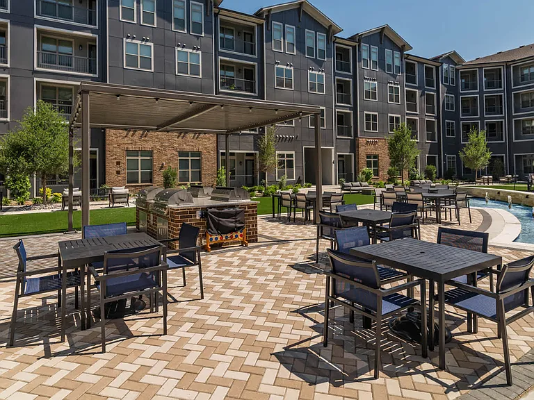 Courtyard with Grilling Area