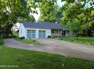 7205 Greenlawn Rd, Louisville, KY 40222