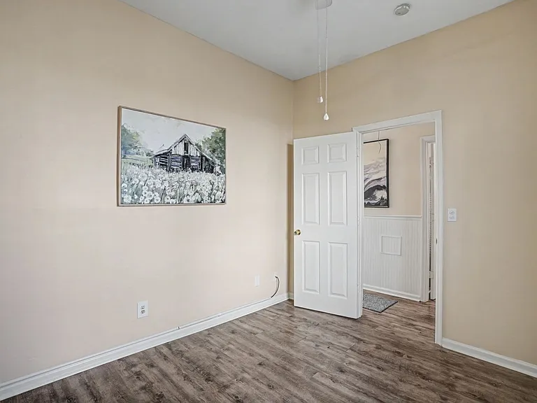 552 - 554 E Macon St — Photo 21