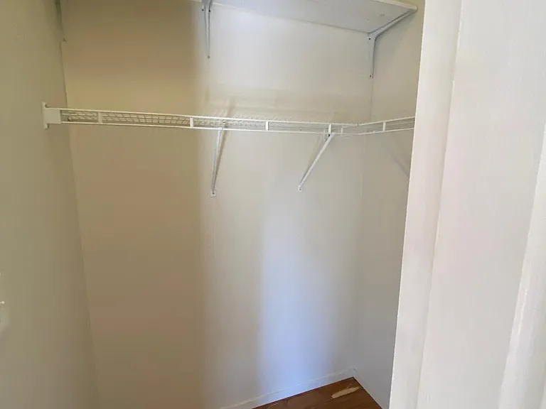 23 McCormick Rd — Photo 8