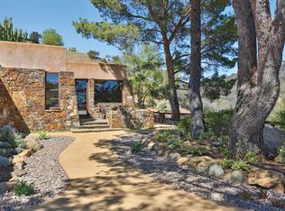 33056 Decker School Rd, Malibu, CA 90265