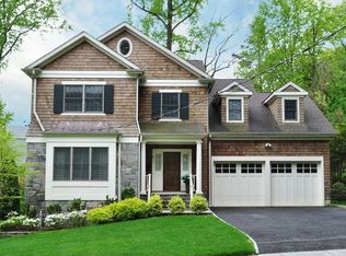 9 Seton Rd, Larchmont, NY 10538