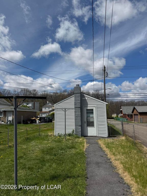 420 S Kennedy Dr, McAdoo, PA - View 6