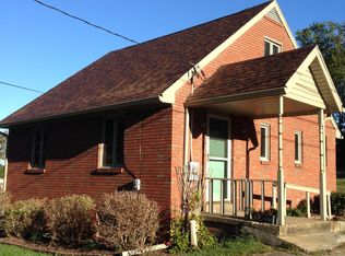 631 Pleasant View Smock Rd, Smock, PA 15480