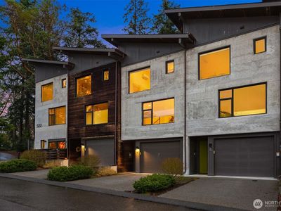 522 Madrona Way NE #4, Bainbridge Island, WA, 98110