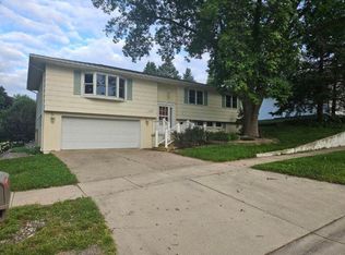 1116 Lakewood Ave, Albert Lea, MN 56007