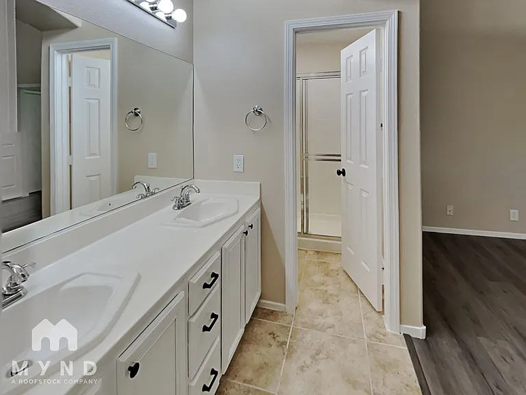 3415 White Stallion Ct — Photo 11