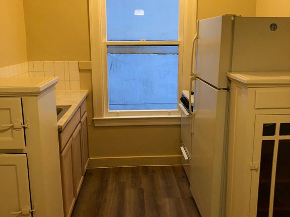 2nd image of 2230 Geary Blvd #3