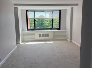 1011 Arlington Blvd APT 732, Arlington, VA 22209