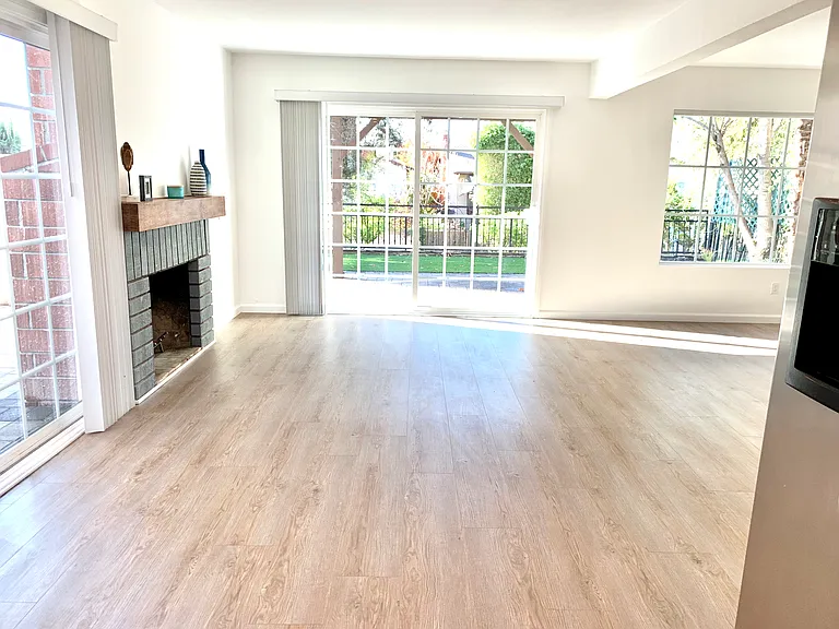 30725 Mainmast Dr — Photo 4