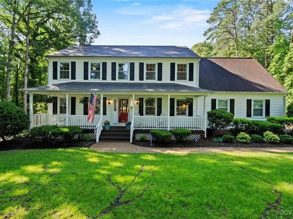 1701 Walthall Creek Dr, South Chesterfield, VA 23834