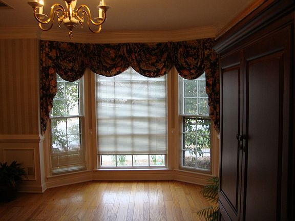 Separate Dining Room