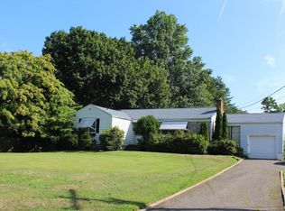 191 Queens Dr S, Little Silver, NJ 07739