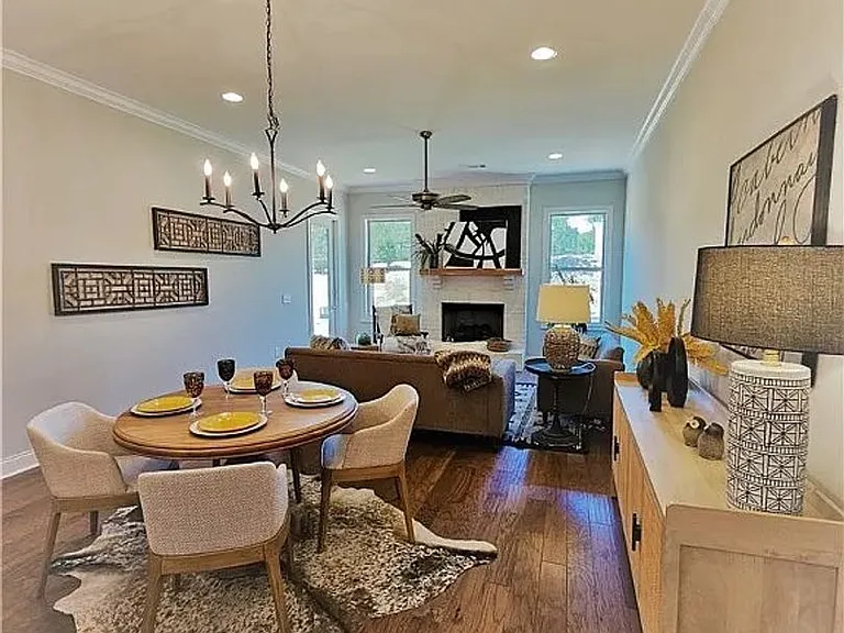 3175 Crestmont Ct — Photo 3