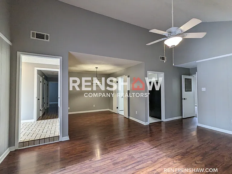 6936 Briarhill Dr — Photo 3