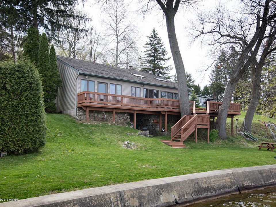 3511 Country Club Way-101