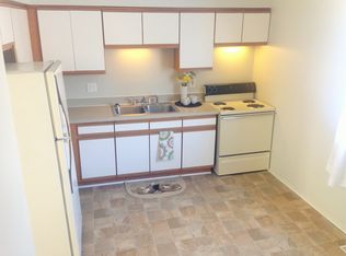 10910 Highland Rd APT 3, White Lake, MI 48386