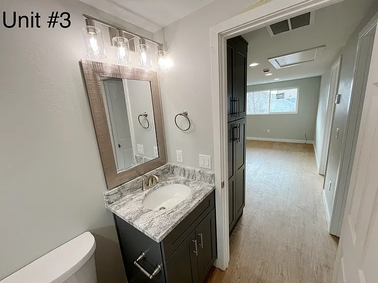 642 N 400 E — Photo 15