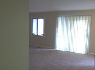 8503 Canterbury Sq W APT A, Indianapolis, IN 46260
