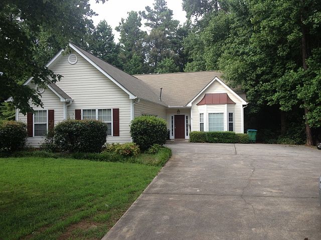 1st image of 974 Dogwood Rd
